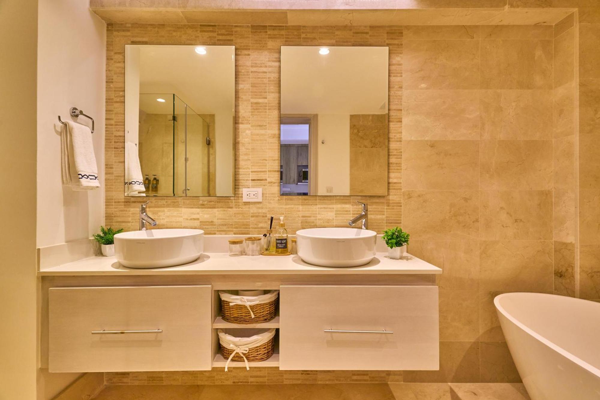 New! Beautiful Modern At Cap Cana, Apartamento *